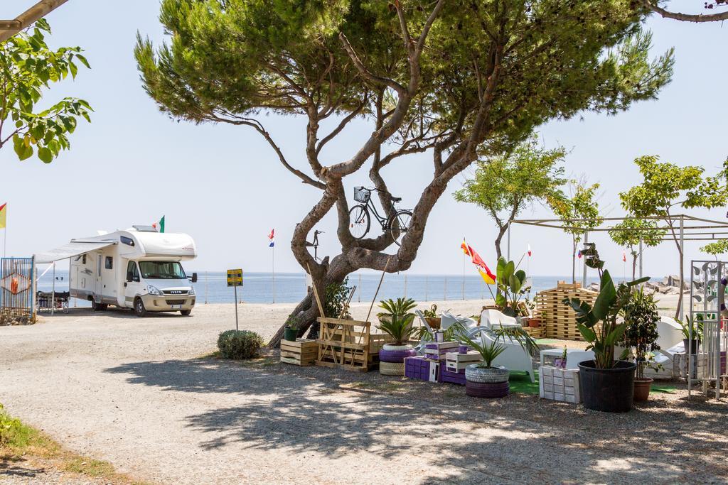 Camping La Focetta Sicula SantʼAlessio Siculo Εξωτερικό φωτογραφία