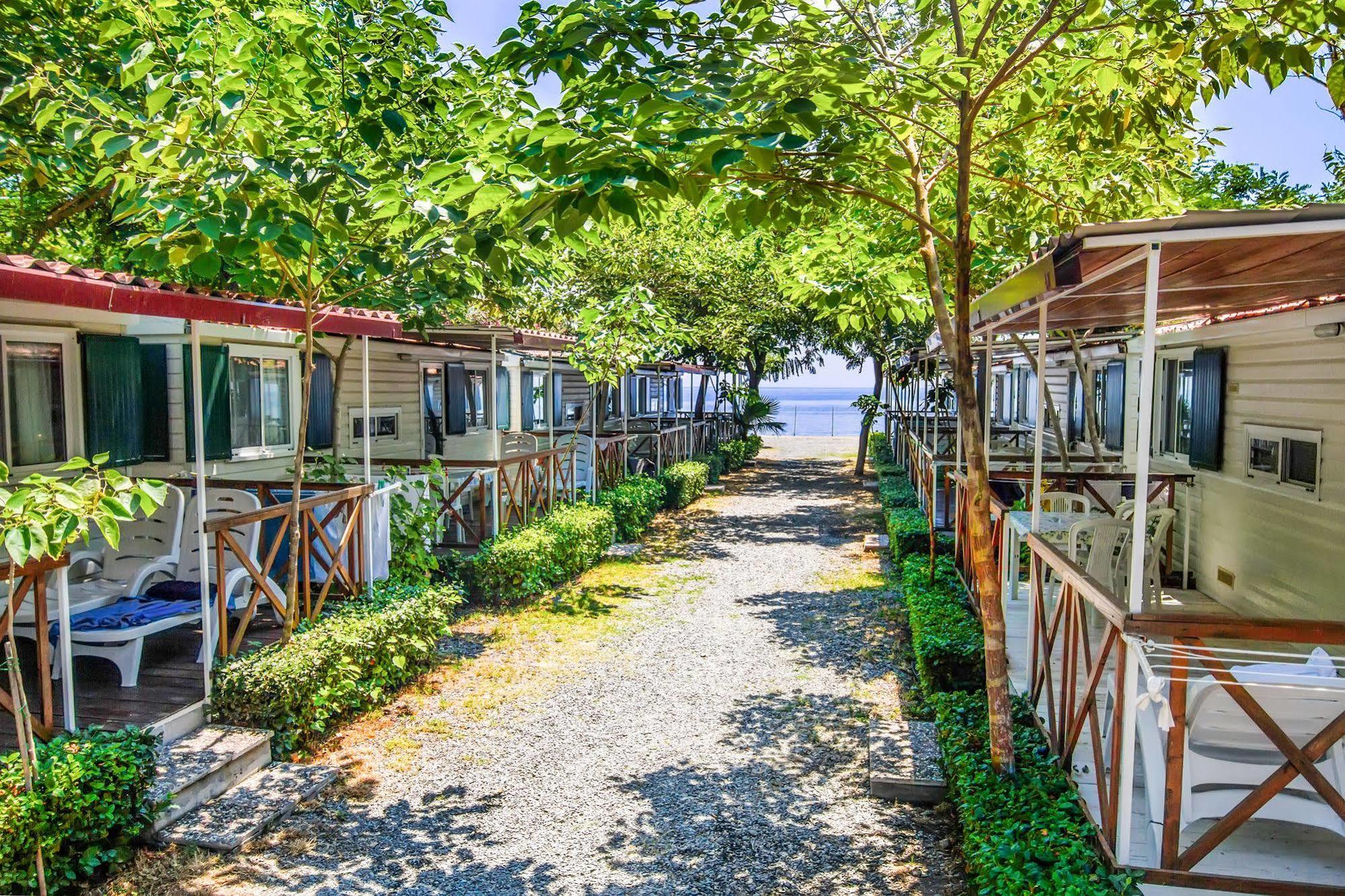 Camping La Focetta Sicula SantʼAlessio Siculo Εξωτερικό φωτογραφία